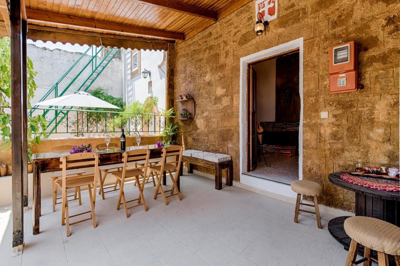 Hara'S Traditional Detached House In Malona Malona Village ภายนอก รูปภาพ