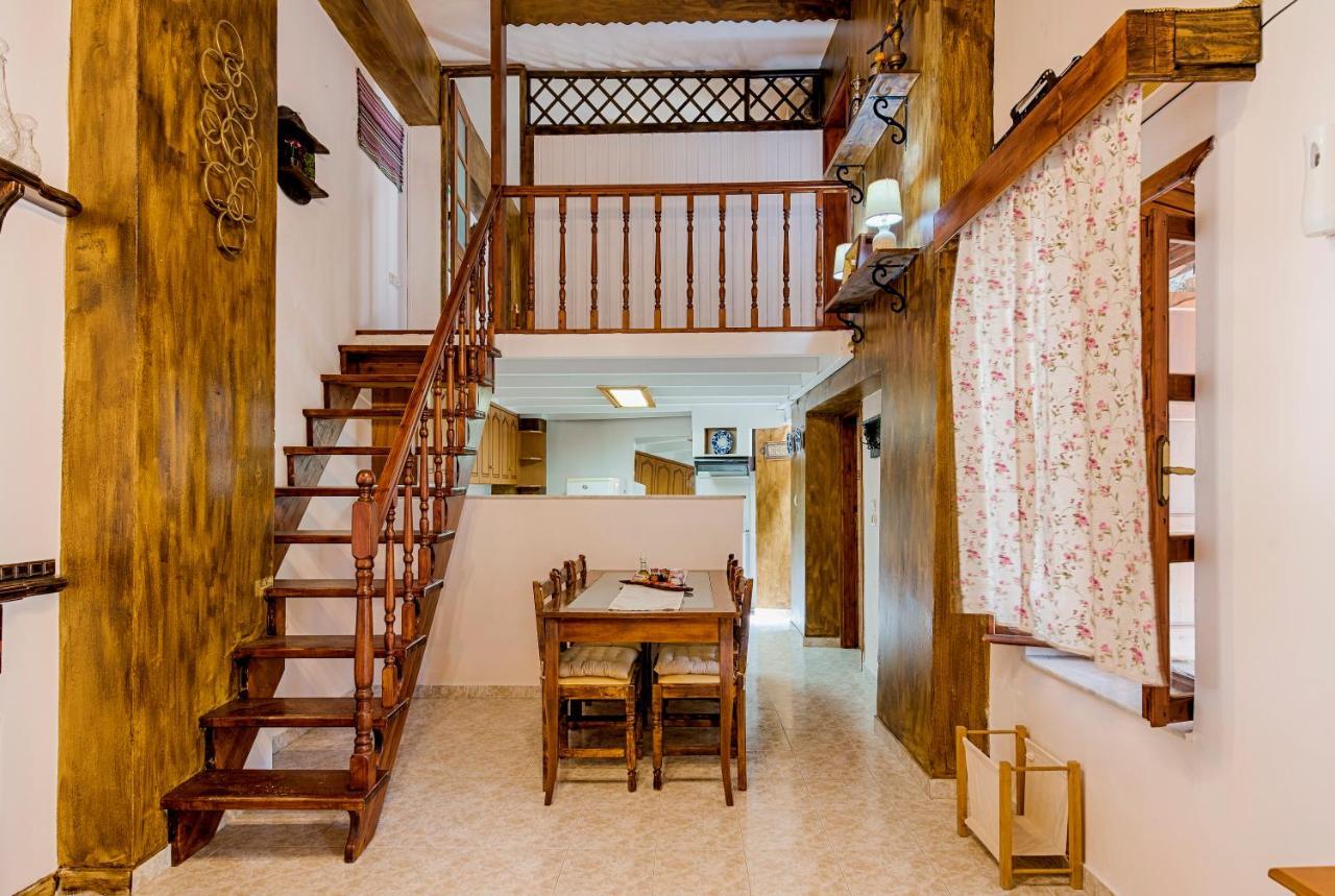 Hara'S Traditional Detached House In Malona Malona Village ภายนอก รูปภาพ