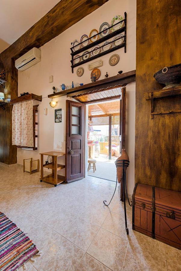 Hara'S Traditional Detached House In Malona Malona Village ภายนอก รูปภาพ